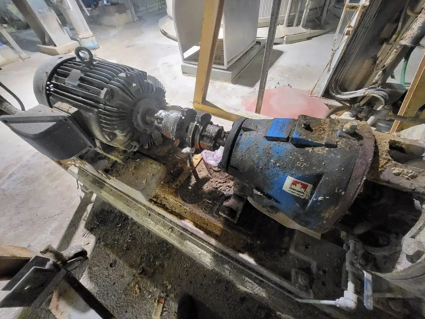 USED SUMMIT PUMP 2175