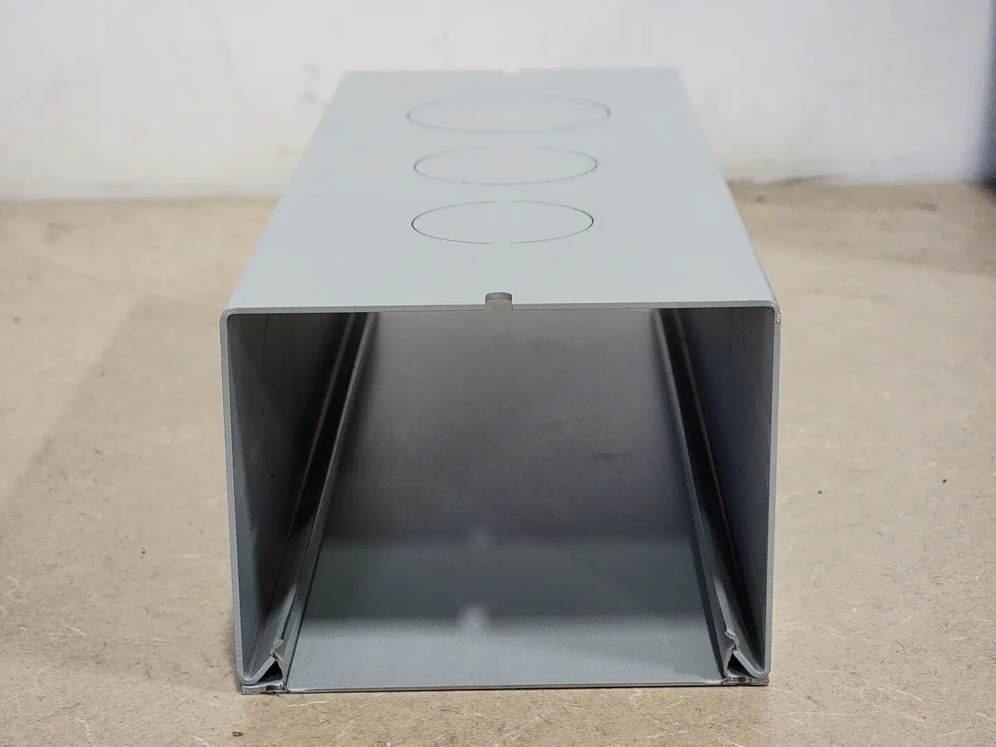 NEW WIREMOLD G6014A