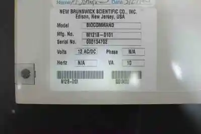 USED NEW BRUNSWICK SCIENTIFIC BIOCOMMAND