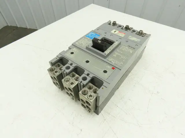 Used SIEMENS SENTRON _UNKNOWN_ Circuit Breakers Indiana US | Arrow Industrial #1365085