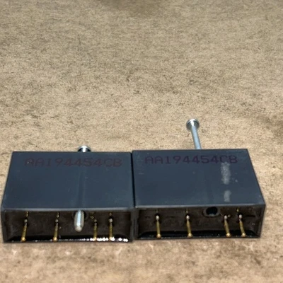 NEW Opto 22 OAC24A