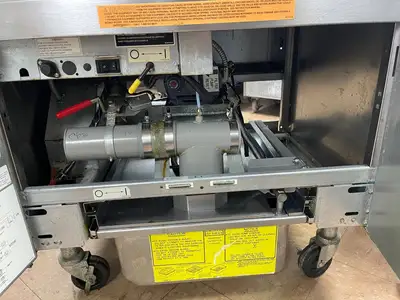 Used FryMaster Used Frymaster 50lb Electric Fryer w/ Dump Station & Filtration 208V 3 Phase Cookers / Coolers / Fryers Illinois US | Falcon Restaurant Supply #1374977