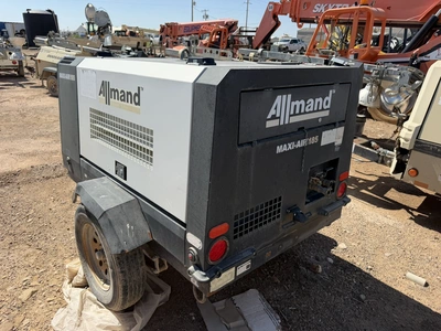 Used _UNKNOWN_ _UNKNOWN_ Air Compressors, Portable Texas US | Miedema Asset Management Group #1312603