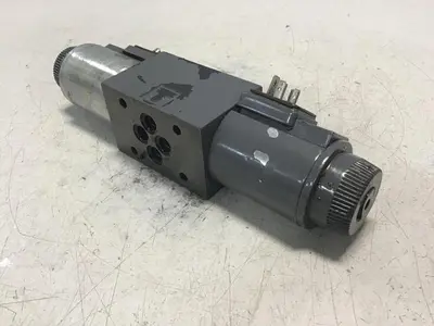 USED VICKERS DG4V3S6CMUHL760EN490