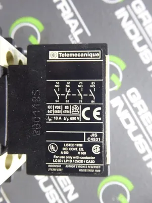 Telemecanique Contactor CA3 DN31 24VDC Coil with LA1 DN31 Relay Used