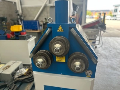 2017 METALLKRAFT PRM 60FH Hydraulic three-roll ring and section bending | Charter Auctions (4)