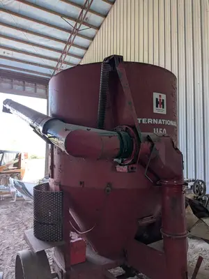 Used INTERNATIONAL 1150 Grinder Mixer Nebraska US | Trustworthy Equipment #1403521