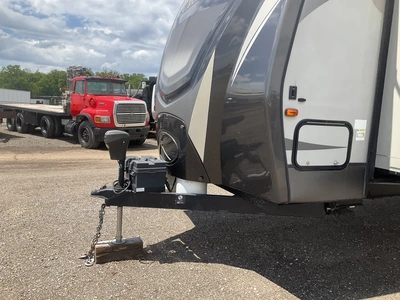 USED 2016 KEYSTONE SPRINTER SERIES M-299