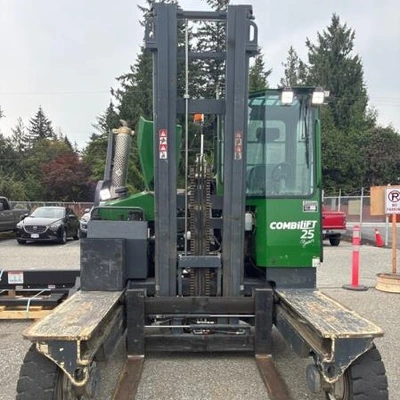 Used 2023 COMBILIFT C10000XL Automotive Lifters British Columbia CA | Leavitt Machinery #1438785