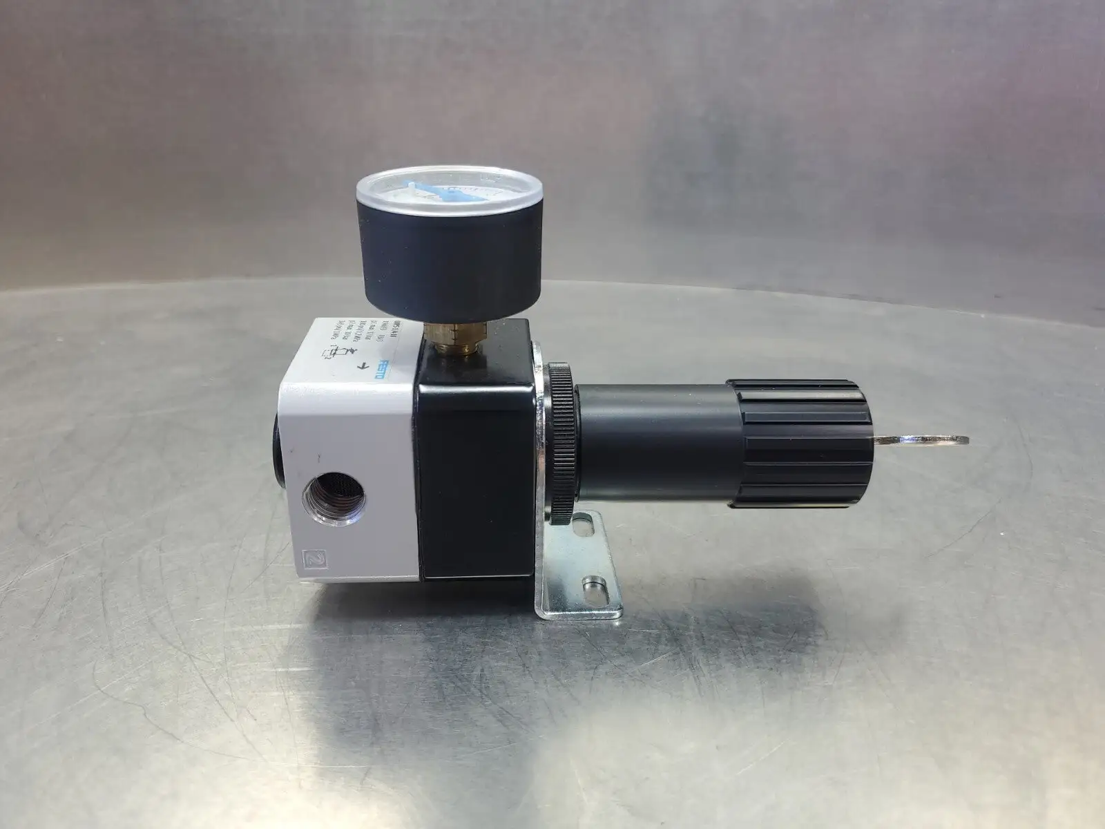 FESTO LRPS-1/4-10 PRECISION PRESSURE REGULATOR. 6D-18
