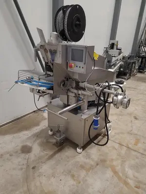 USED 2014 POLY CLIP FCA-3430