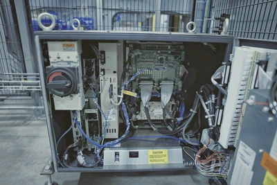 USED 2022 YASKAWA MOTOMAN GP25-12