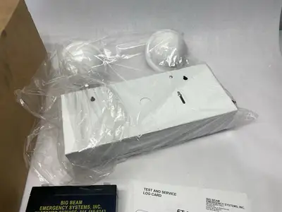 USED ULINE STEEL LED EMERGENCY LIGHT, WHITE, W/ BATTERY