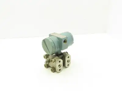 Foxboro 863DP-M0D1NS-P Pressure Transmitter Digital Readout 12.5-42VDC 3000PSI