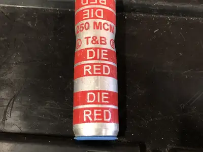 250 MCM Two-Way Splice Connector Red Die 71H
