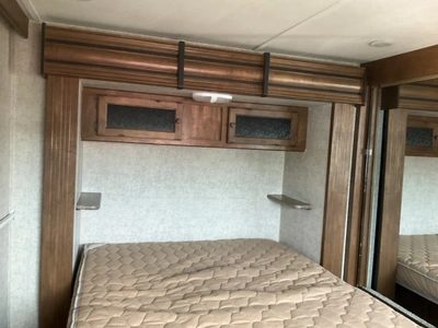 USED 2016 KEYSTONE SPRINTER SERIES M-299