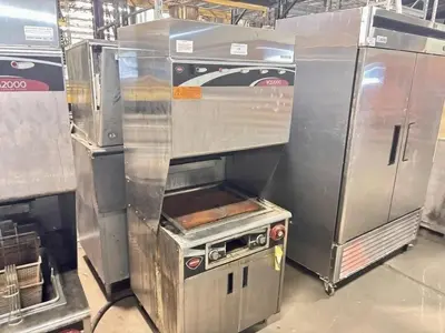 WELLS VENTLESS SELF-CONTAINED GRIDDLE
