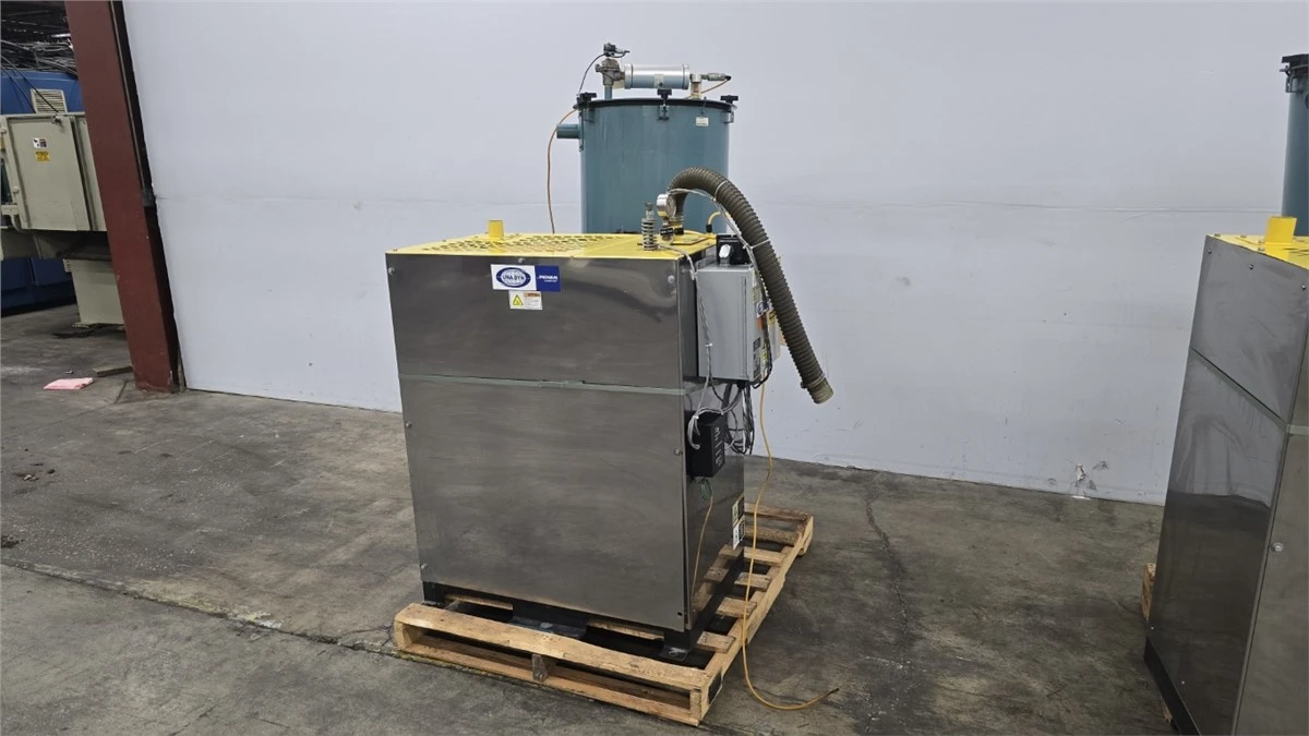 105 CFM Una-Dyn Powermax HP Pump, w/ 2" Hopper, 5 HP