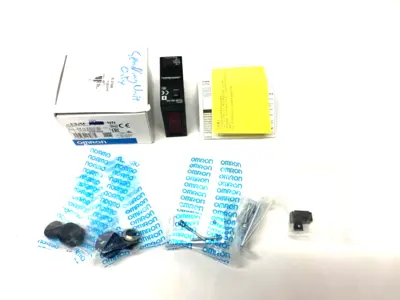 E3JM-10L-NN | Omron  Through-Beam Photoelectric Switch Sending Unit 24-240VAC - New Other