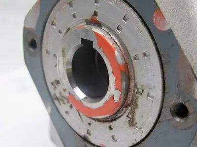 SEW-EURODRIVE SA37/T DT80N2/TF Reducer Gearmotor 1.1kW 3300RPM 277/480V  264RPM