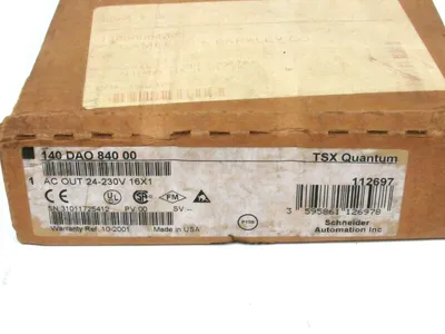 NEW SCHNEIDER 140-DAO-840-00 TSX QUANTUM OUTPUT MODULE 140DAO84000