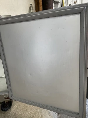 182-0115 Traulsen UHT60-LR Self Contained Undercounter Worktop Cooler