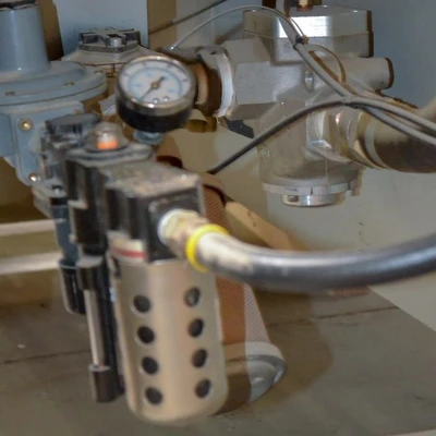 Used _UNKNOWN_ _UNKNOWN_ Laminating Presses British Columbia CA | Coast Machinery Group #1369434