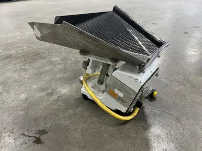 Used 1995 ERIEZ MFG. CO. KHS-5 Vibratory Conveyors British Columbia CA | Steep Hill Equipment Solutions #1354963