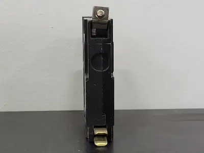 USED SQUARE D QOB115