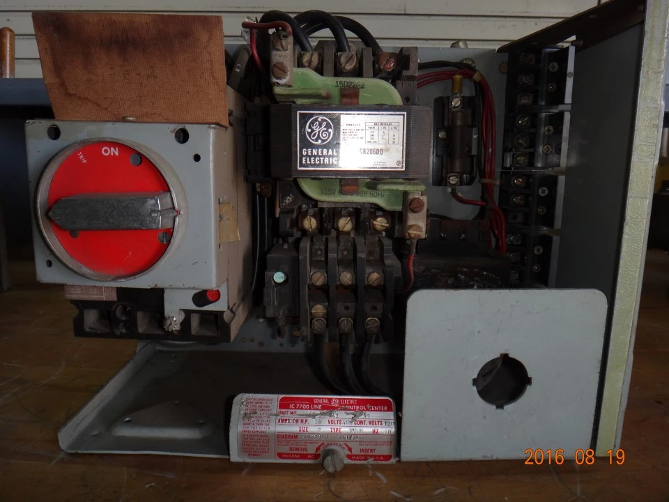 General Electric IC7700 size 2 Motor Control Center Buckets