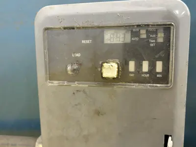USED PMW 812