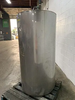 175 Gallon Closed Storage Tank