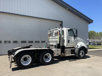 USED 2012 INTERNATIONAL LF667