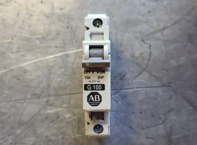 New | in-Stock ALLEN-BRADLEY 1492-CB1G100 Switchgears British Columbia CA | Lenmark #241922