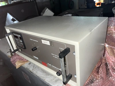 M Braun Glove Box System with Oxygen and H2O Analyzers Mb150b-G-1
