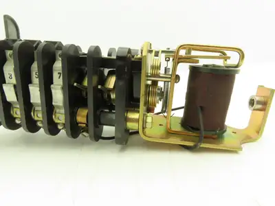General Electric 12HEA61A224X2 Auxiliary Lockout Relay 125V DC