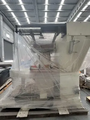 27"x 60" O.D X 11,000 Lbs Chuh Shin MLAT-700 Servo press feed line. New never used.