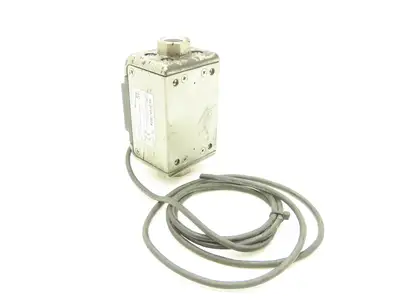 Keyence FD-M5AT Electromagnetic Digital Flow Sensor 5L/min 24VDC