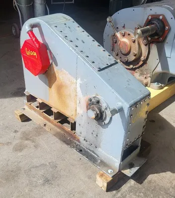 USED POSITIVE DISPLACEMENT PUMP CHAIN CASE