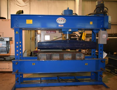 2014 HIDRO METAL 250T Hydraulic & Molding Presses | Mohawk Machinery (2)