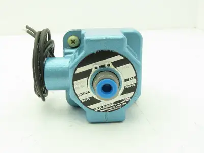 Honeywell Skinner A5LB2252 Solenoid Valve 3-Way NO 120V 250 PSI 1/4" 1/8" NPT