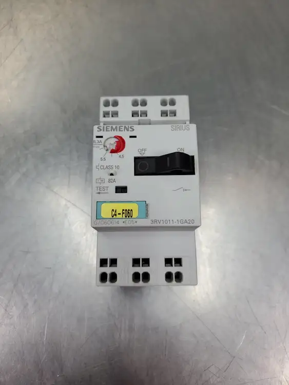Used Siemens 3RV1011-1GA20 SIRIUS Circuit Breaker Circuit Breakers South Carolina US | Palmetto Automation #1155717
