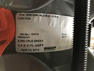 Dresser 0038-9252-334 6″ Pipe Clamp Coupling 6.9″ OD ; 1/4 X 5 ring -NIB