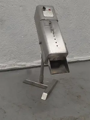 BWI Manesty stainless steel table deduster.