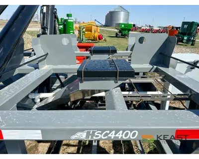 Used TRAVIS _UNKNOWN_ Seed Tenders Iowa US | Keast Enterprises #1360482