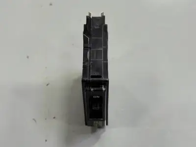 15 Amp, 1 Pole, 120/240 volts Circuit Breaker