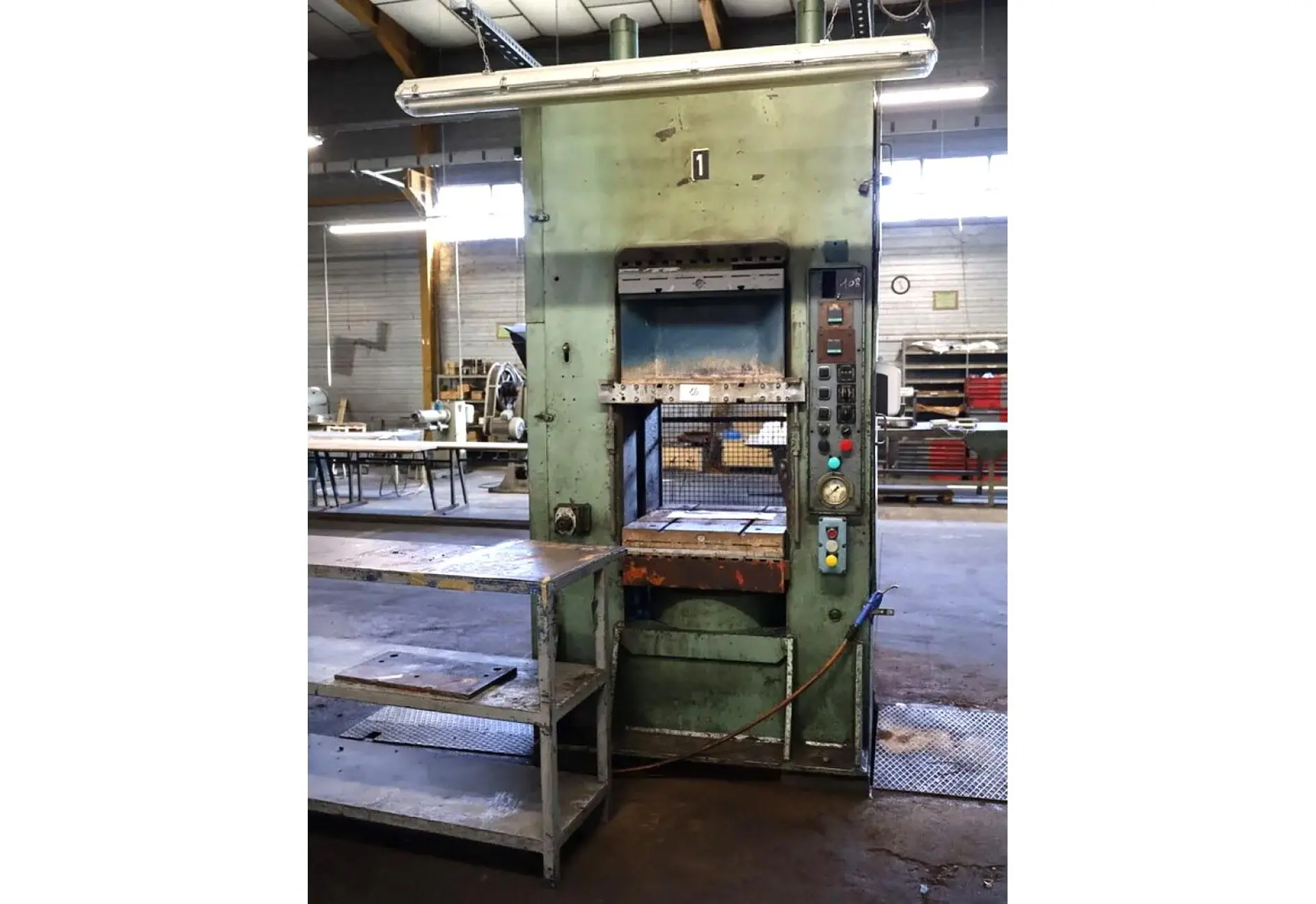 USED ZM 150 TON HEATED