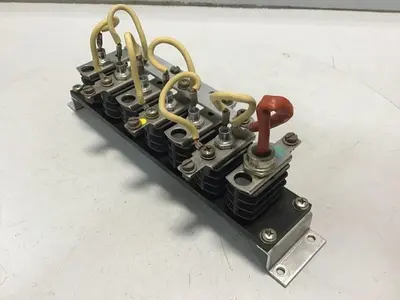 USED INTERNATIONAL RECTIFIER L7K1SP/12F20/42HFR20