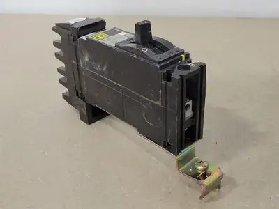 USED SQUARE D FH16015B