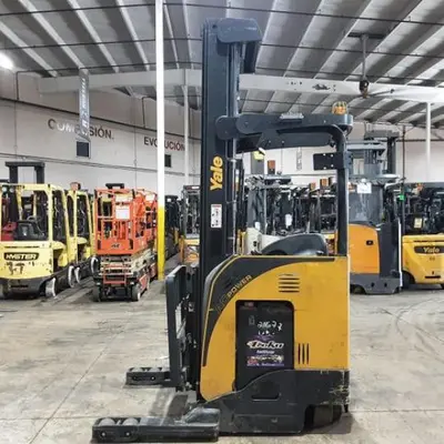 USED 2019 YALE NR040
